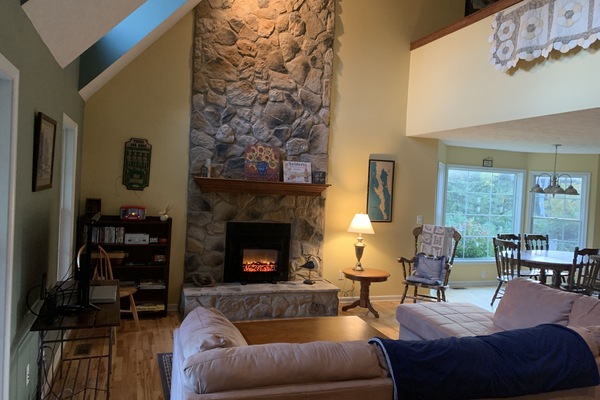 Smart TV, lettore DVD, libri