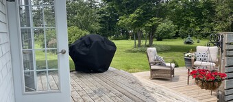 Homestead 1810 - beautiful farmhouse suite minutes from Charlottetown