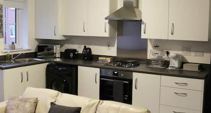 Beautiful 1-bed House in Peterborough