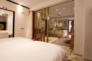 2 bedrooms
