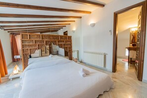 3 camere, Wi-Fi, lenzuola