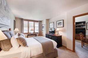Condo, 2 habitaciones | 2 habitaciones, tabla de planchar con plancha y wifi gratis 