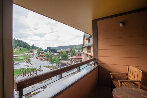 Zephyr Mountain Lodge, Condo | 2 Bedroom (Select-Rated Condo 2409)