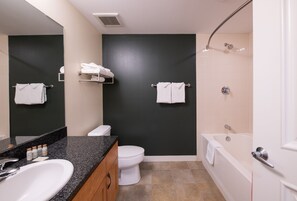 Condo, 2 Bedrooms | Bathroom | Towels - Fraser Crossing/Founders Pointe, Condo , Ski Slope View (Premium-Rated Condo 4340) (Winter Park)