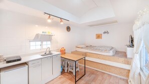 Basic Room, 1 Bedroom (A104)