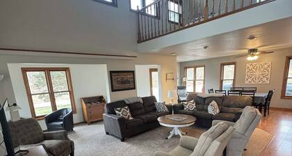 Private Country Retreat Near Downtown La Crosse