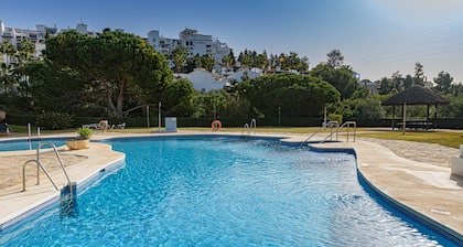 ARTE DE LUZ - Fantastic apartment next to the golf course and with a shared pool in Calaho