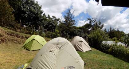 Wanderlust Getaway Staycation destination for nature & adventure