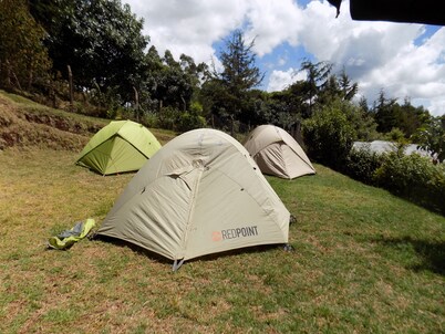 Wanderlust Getaway Staycation destination for nature & adventure