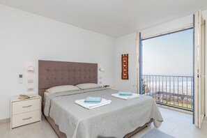 2 bedrooms, free WiFi, bed sheets - Panorama Seaview Kolomban, Ankaran, Slovenia (Ankaran)