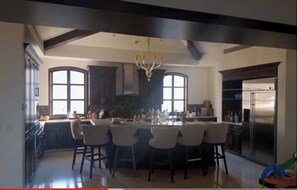 Fridge, microwave, oven, stovetop - Beautiful Grand Solmar Owner's Penthouse 5,200 SF - Sleeps 12 -4 bedrooms/5 bath (Cabo San Lucas)