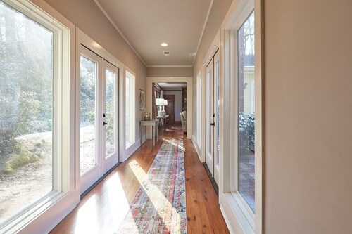 A Cinderella Story -Downtown Southern Pines 