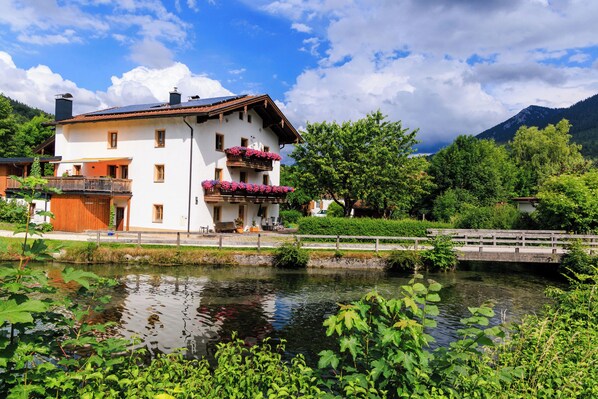 Exterior - Apartment 60sqm, terrace, kitchenette, 2 bedrooms, living room, 4 pers. (Ruhpolding)