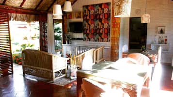 7 restaurants, lunch served, Brazilian cuisine