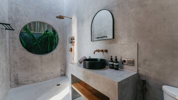 Luxury Villa | Bathroom