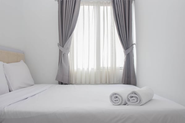 Room | 2 bedrooms, free WiFi, bed sheets - Best Deal And Comfort 2Br At Bassura City Apartment (Jakarta)