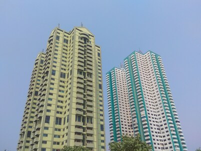 Spacious And Homey 3Br At Kondominium Rajawali Apartment