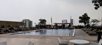 Vibrant And Luxurious 2Br Apartment At Trillium Residence Surabaya