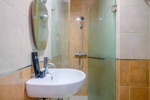 ห้องพัก | ห้องน้ำ | ฝักบัว, ของใช้ในห้องน้ำฟรี, ผ้าเช็ดตัว