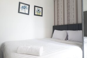 2 bedrooms, free WiFi, bed sheets - Best Deal And Comfy 2Br Apartment At Puri Mas (Surabaya)