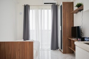 Interior - Nice And Comfort Studio Room At Sky House Bsd Apartment (Pagedangan)
