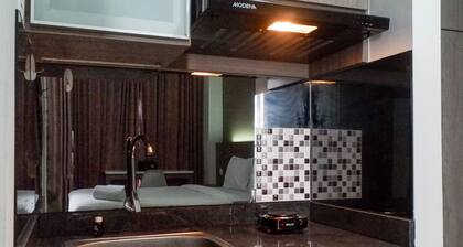 Cozy Stay Studio Apartment At Taman Melati Surabaya