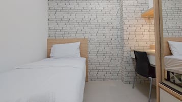 Room | 2 bedrooms, free WiFi, bed sheets