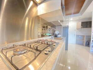 Chambre | Cuisine privée | Réfrigérateur, surface de cuisson, lave-vaisselle