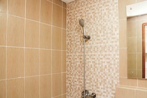 Bathroom - Cozy And Spacious Studio At The Enviro Apartment (Cikarang)