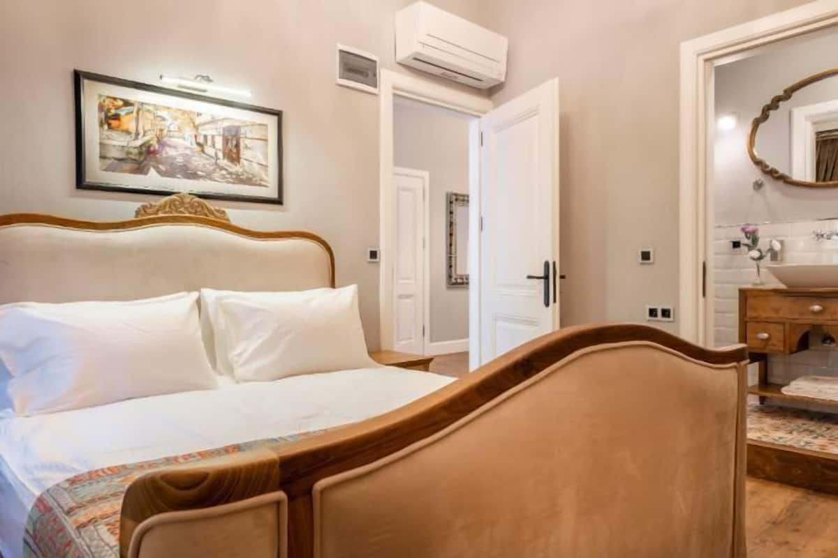 1 habitación, minibar y caja de seguridad en la habitación