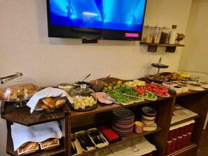 Tägliches inbegriffenes Frühstücksbuffet