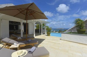 Pool - Villa LAGON JAUNE – Twin Villa Estate with 7 Bedrooms & Ocean Views in Petit Cul de Sac, St. Barths (Gustavia)