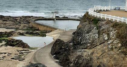 Traditional house 7 minutes from the beach, close to hiking trails