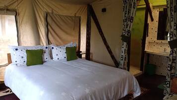 Cottage | 2 bedrooms, bed sheets