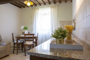 Villa, plusieurs lits | Salle à manger