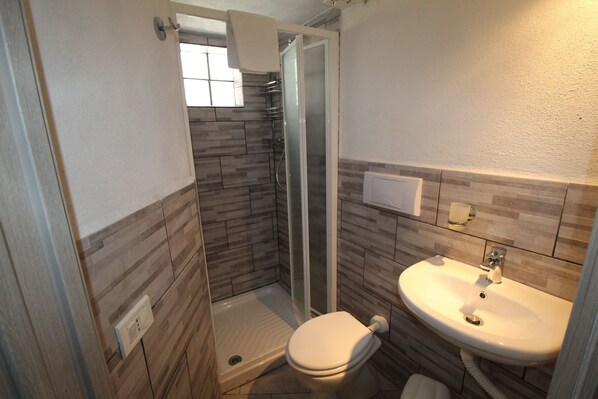 Shower, bidet