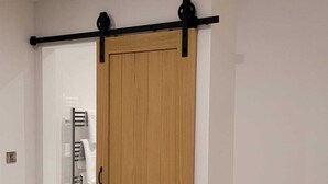 Deluxe Apartment | Bathroom - Luxury 2 Bed Flat In The Heart Of Rochester (Rochester)