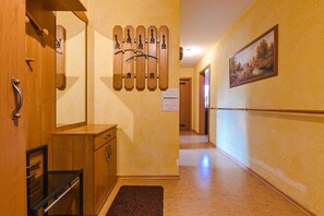 Interior - Peace in the country 2 - Anni (Aulendorf)