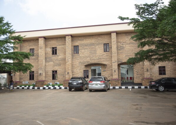 Front of property - Geneva Continental Hotel (Awka)