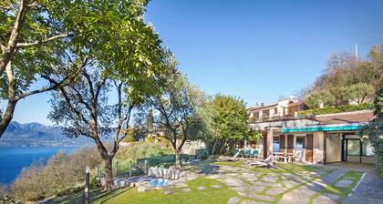 Villetta Blue Panorama With Private Jacuzzi