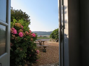 Cottage | Balcony - Quay Cottage (Pentraeth)