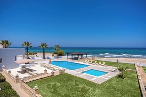 Indoor pool, outdoor pool - Azure Seaside Apt#7 (Sfakaki)