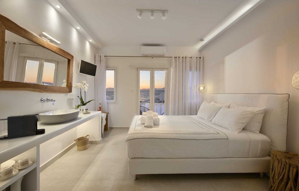 Marietta's Mykonos by null