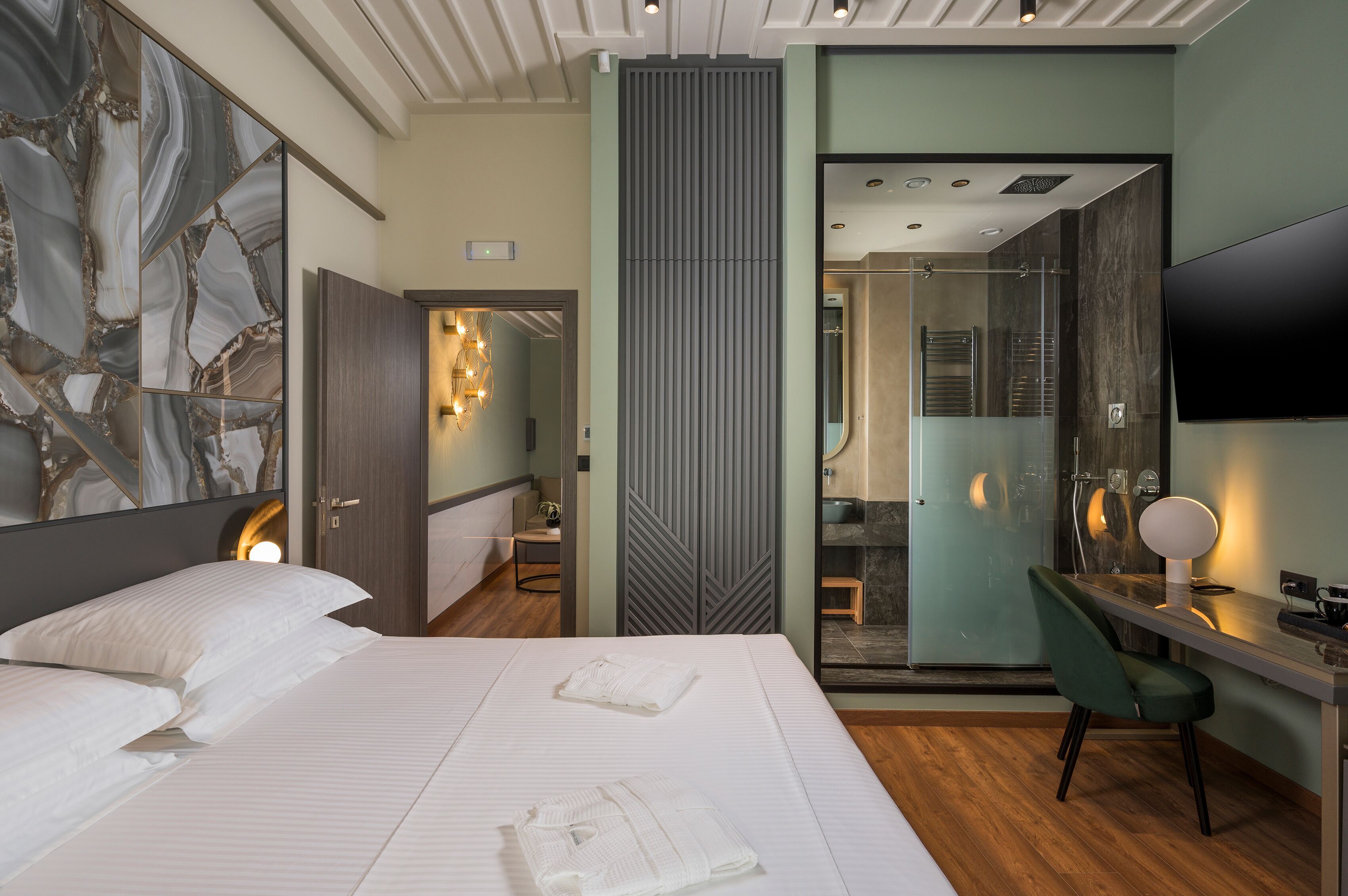 1 dormitorio, ropa de cama de alta calidad, edredones de plumas