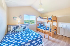 3 chambres, fer et planche à repasser, lit parapluie, Wi-Fi gratuit