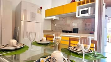 Departamento básico | Restaurantes