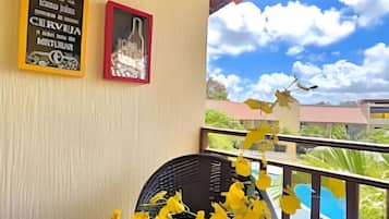 Apartemen Basic | Teras/patio