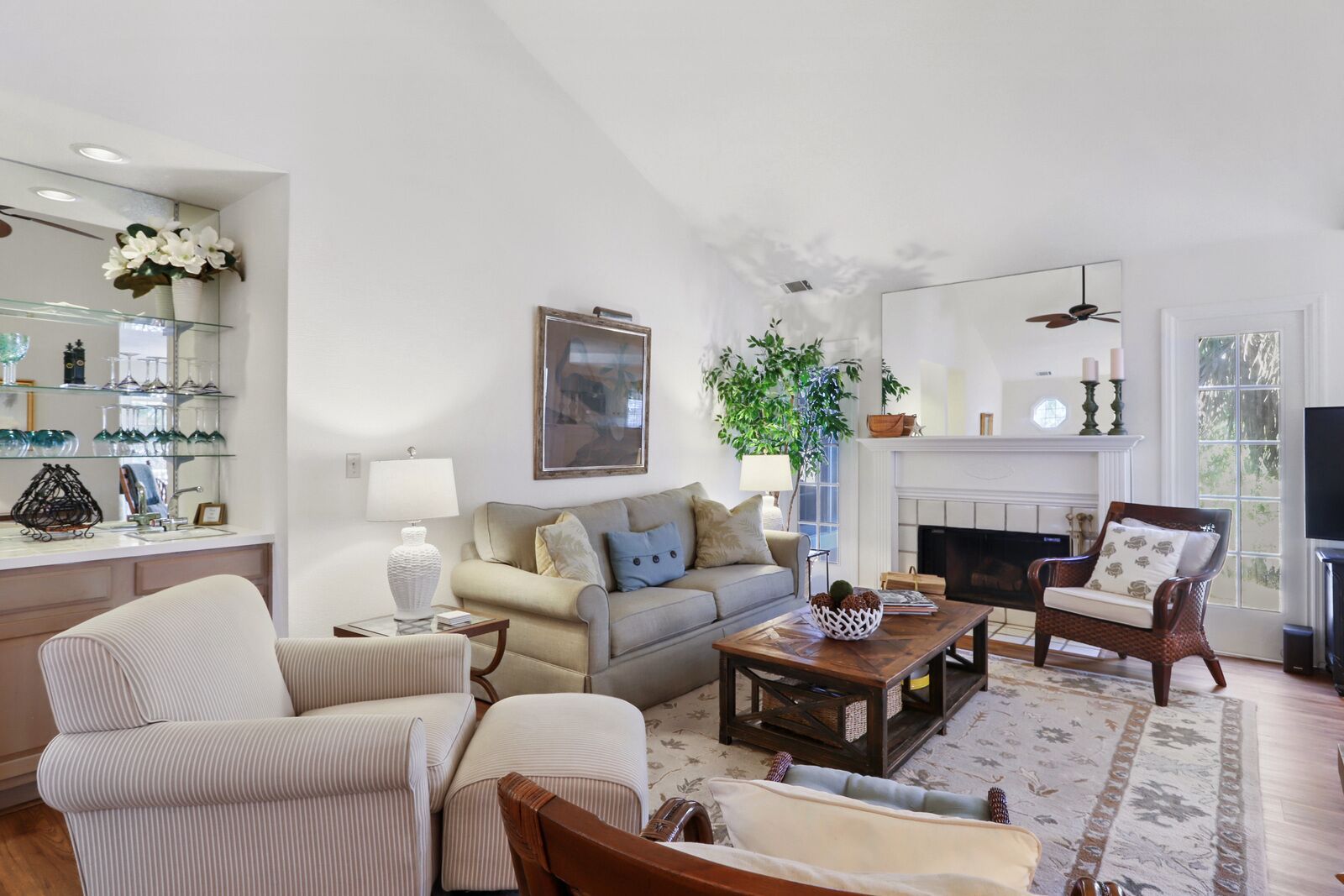 Smart TV, DVD player