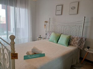 2 bedrooms, iron/ironing board, free WiFi, bed sheets