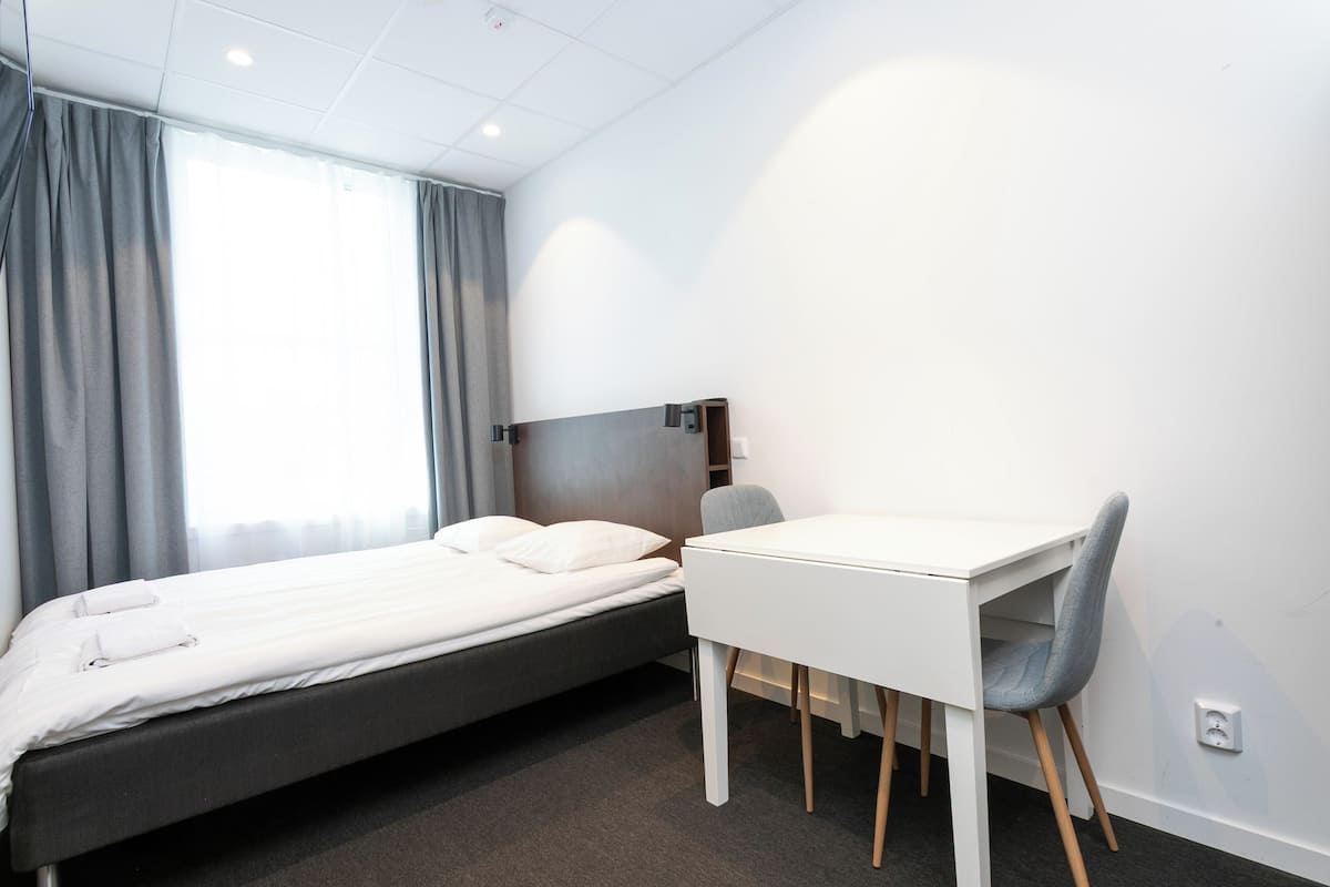 Standard-Studio | 1 Schlafzimmer, Schreibtisch, laptopgeeigneter Arbeitsplatz